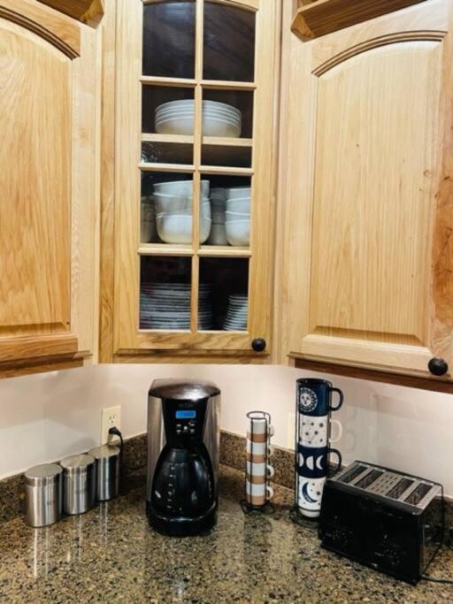 Relaxingrejuvenating 4Br 3 And Half Ba Cabin Munds Park Екстер'єр фото